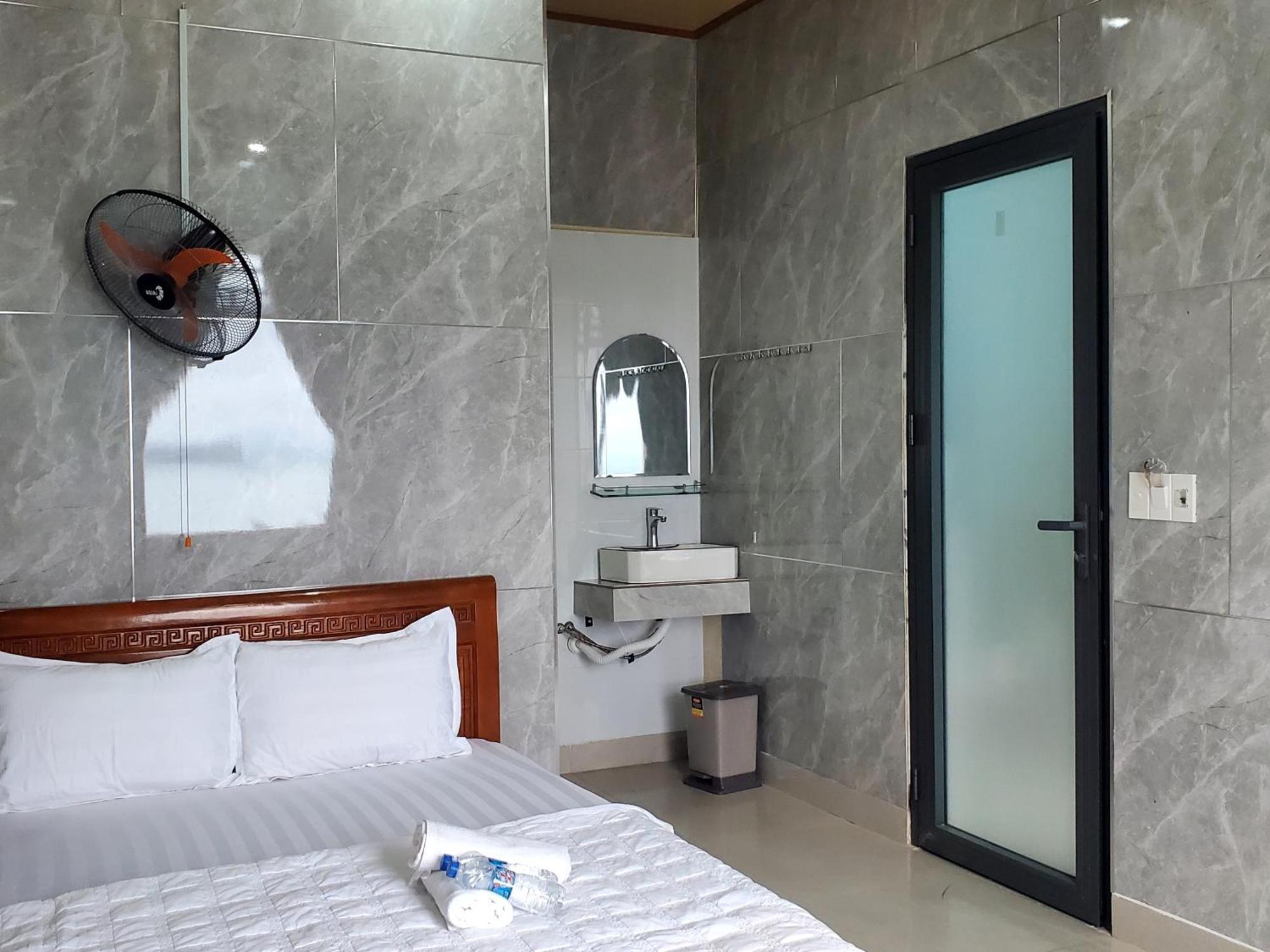 Tuan Thanh Homestay Tân Hiệ Bagian luar foto